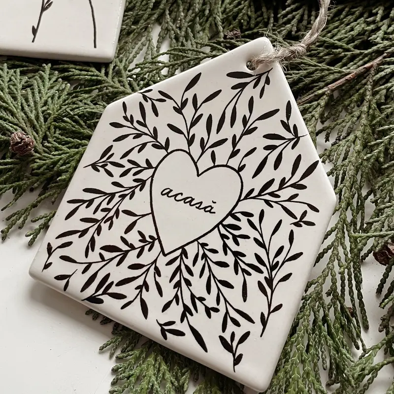 "Acasa" - decor de brad