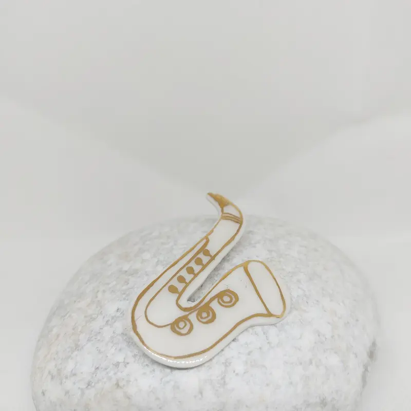 Broșă din porțelan Jazz no 2