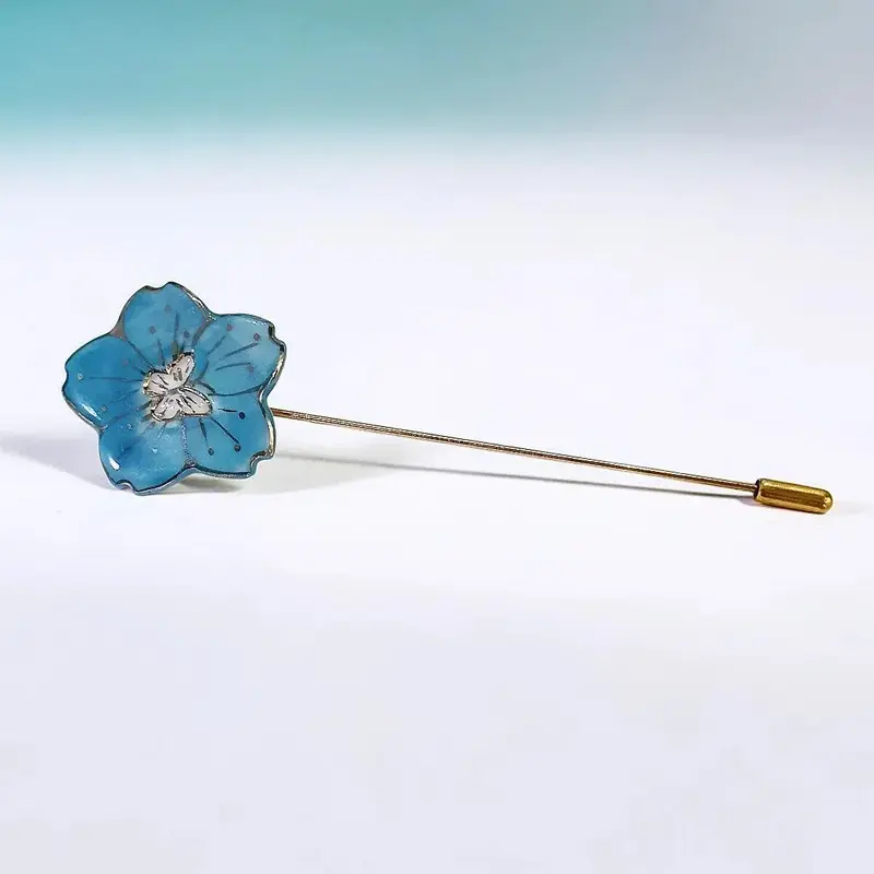 Brosa tip ac sakura portelan pictat