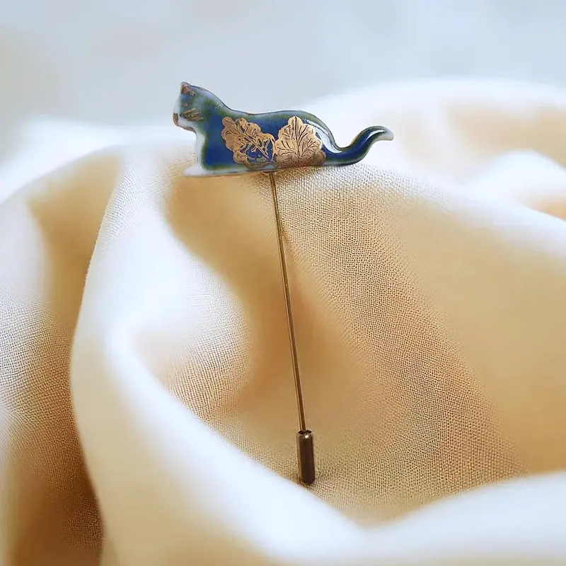 Brosa tip ac sau semn de carte ceramica pisica