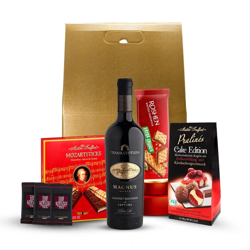Cadou Red Charms cu vin CC Magnus