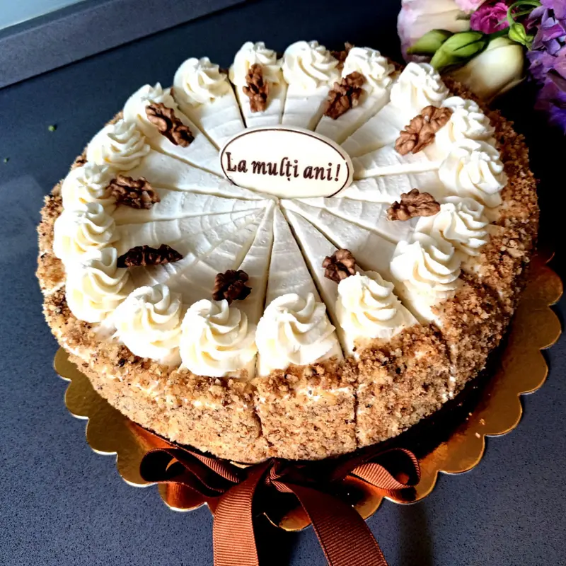 Carrot cake cu zahar - Gramaj min. 1,5 kg - Precomanda 48 de ore