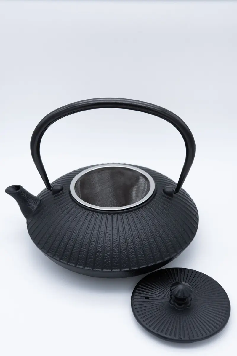 Ceainic de fonta negru