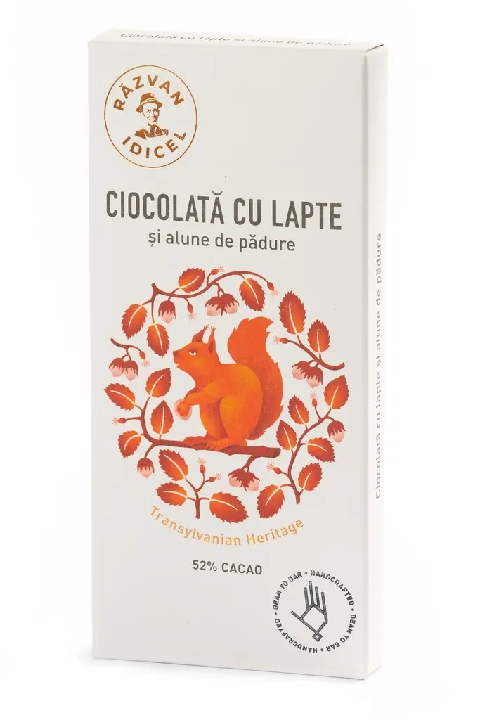 CIOCOLATĂ CU LAPTE 52% CACAO CU ALUNE DE PĂDURE 80G RĂZVAN