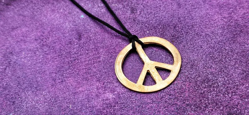 Colier Peace