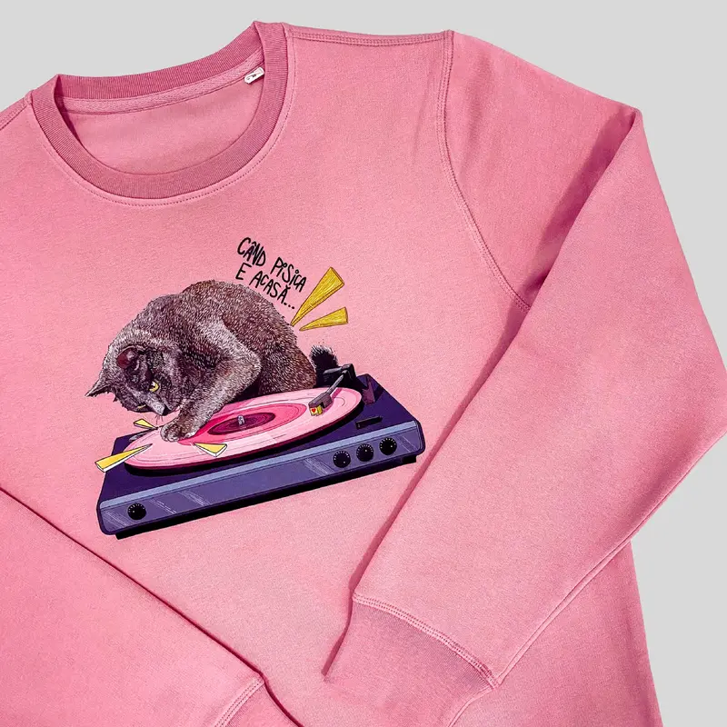 couriosity & the cat sweatshirt, pink, medium fit