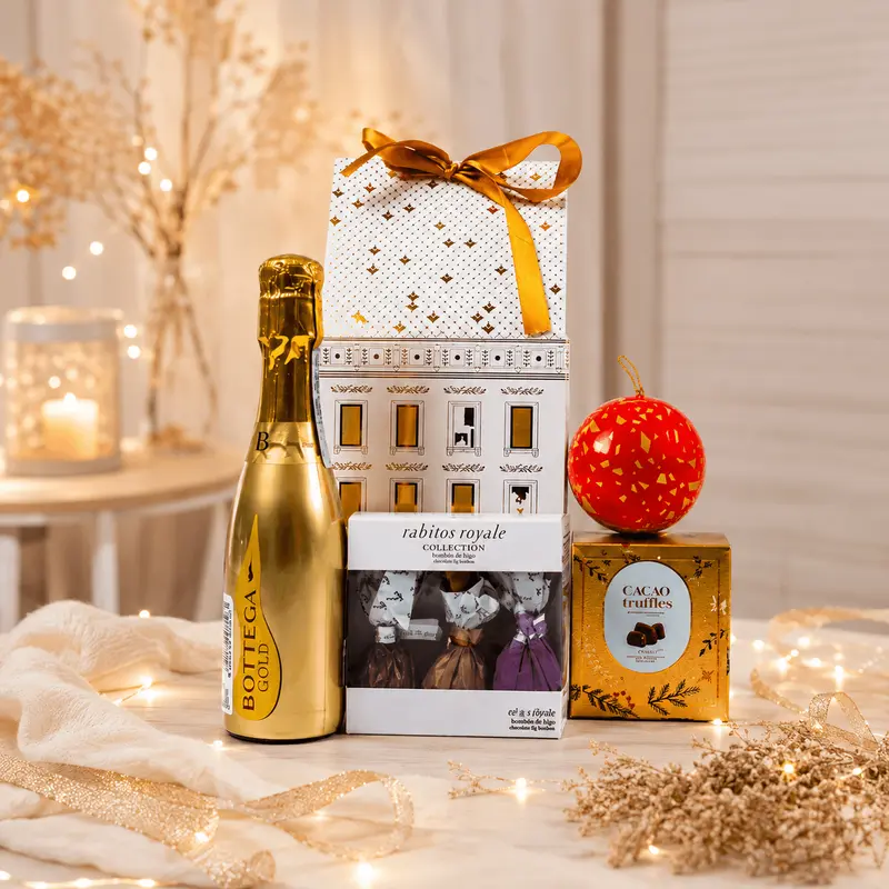 Cutie cadou de Crăciun Santa's Treat House
