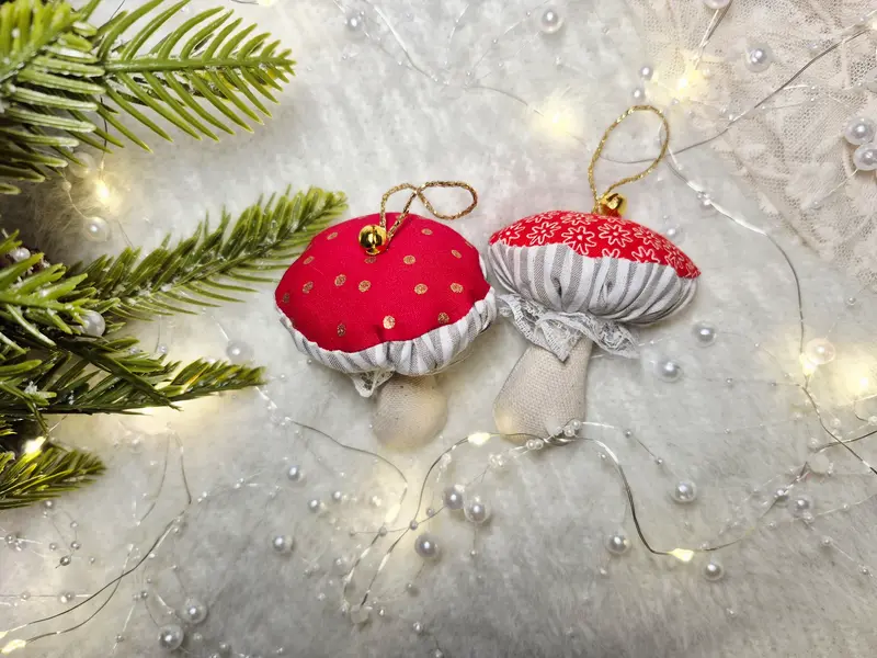 Decoratiuni Craciun -set 2 ciupercute