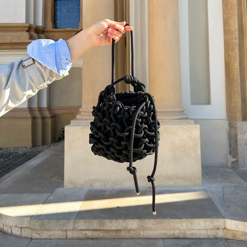 Geantă | the adorable bucket | black