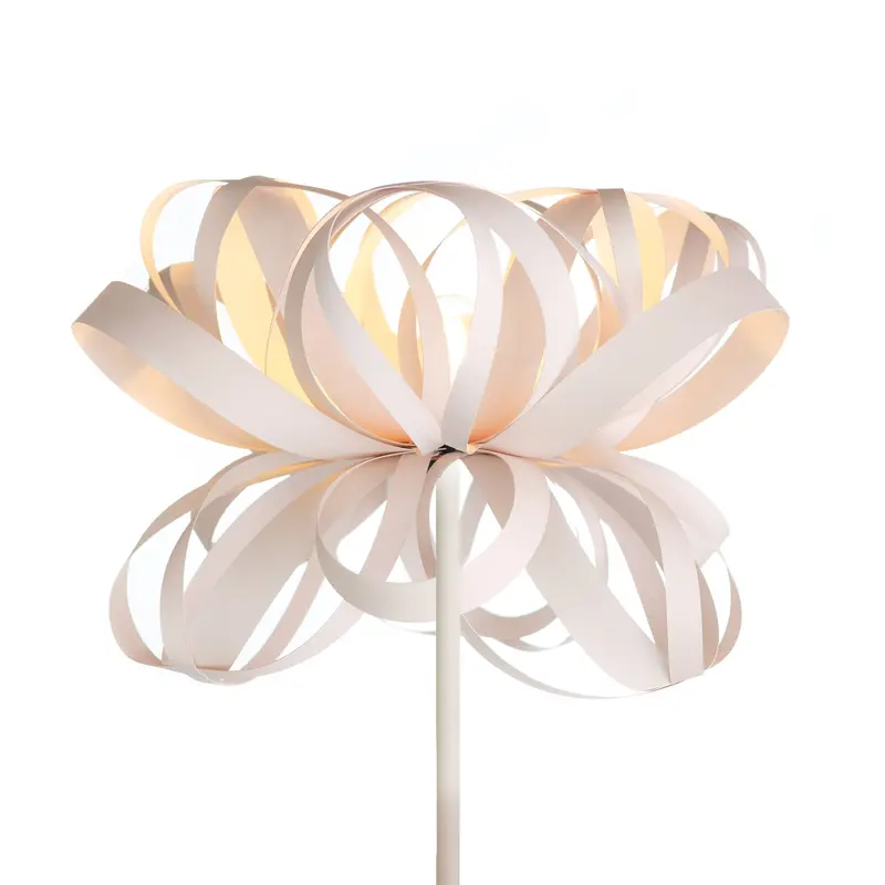 Lampadar Flower (White)