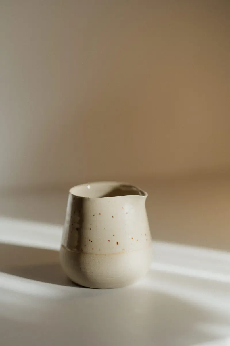 Latieră din Ceramică