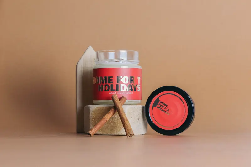 Lumânare parfumată MÂȚMOC 200g - HOME FOR THE HOLIDAYS