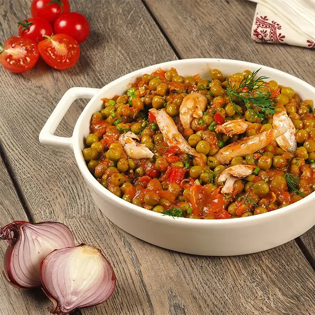 Mancare de mazare cu pui - 1 Kg