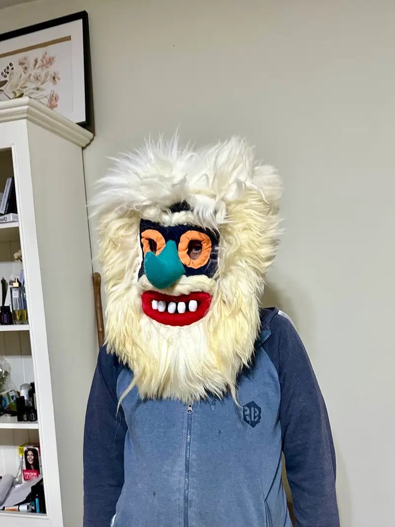 Mască tradițională de anul nou