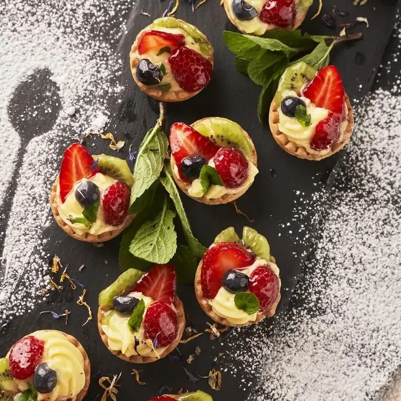 Mini Tarte cu Fructe