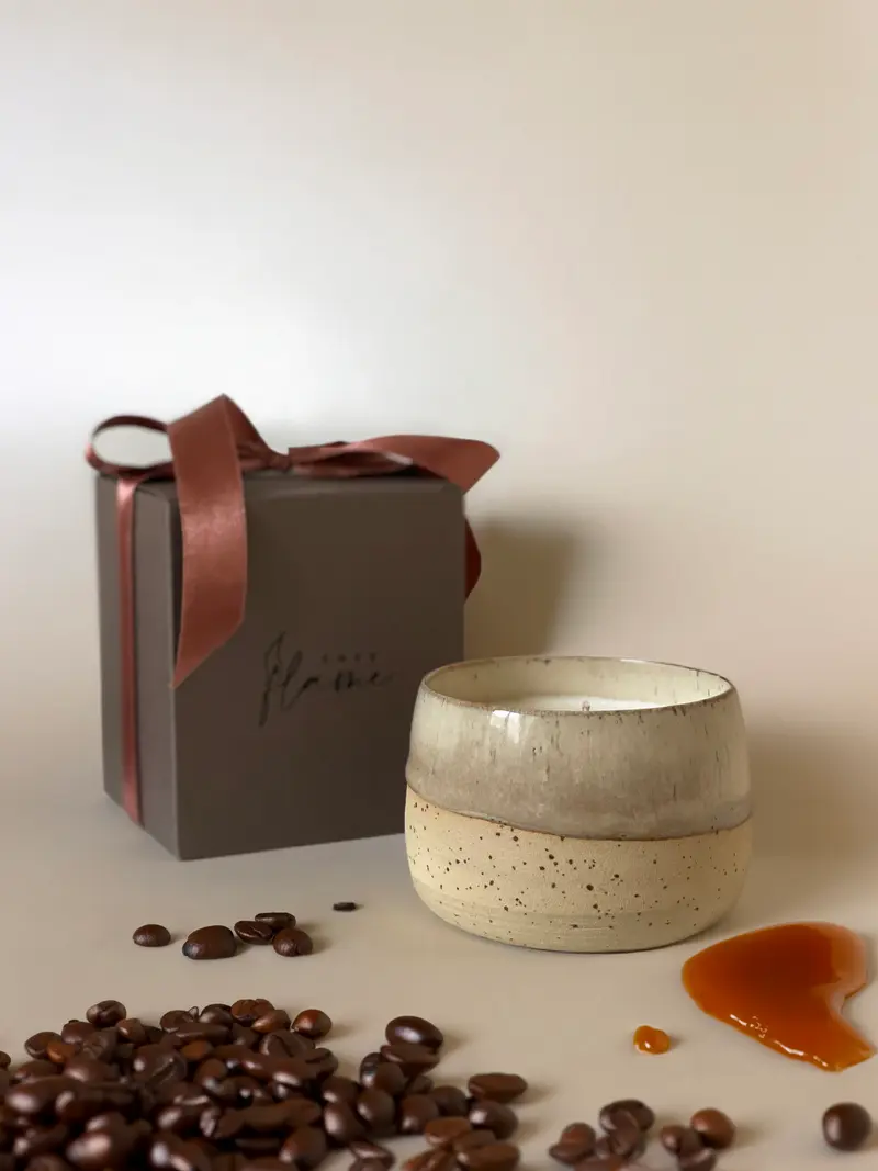 MOCHA - Lumânare parfumată handmade Cafea & Caramel