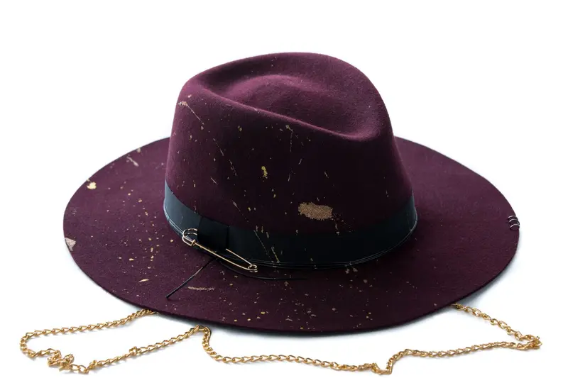 Pălărie Fedora Splash Cu Lantisor Auriu Din Lana - D102
