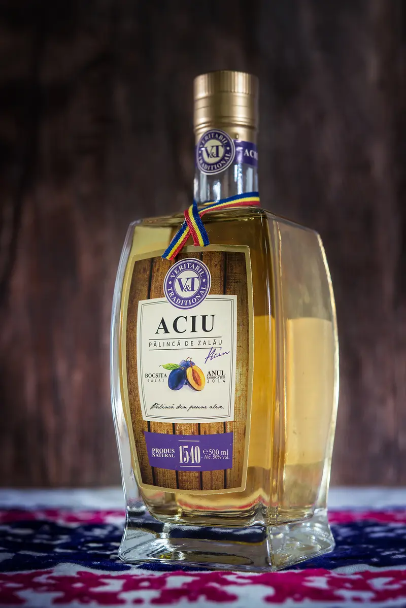 Palinca de Zalau Aciu - Prune 42% 0.7L