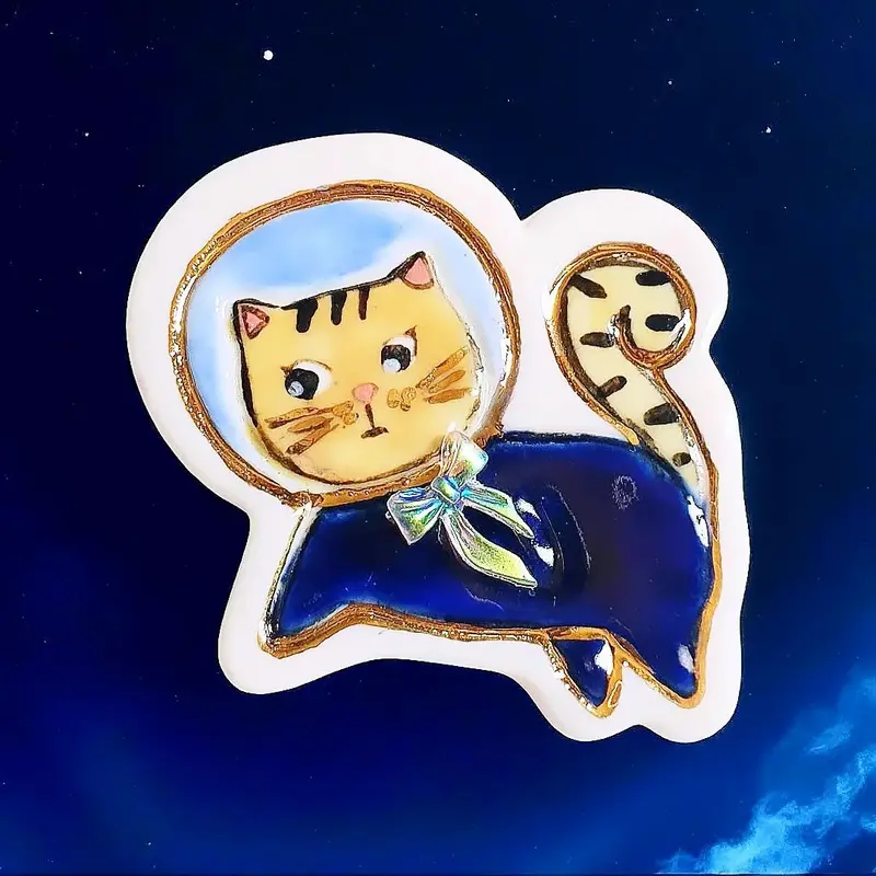 Pisica astronaut din portelan pictata manual