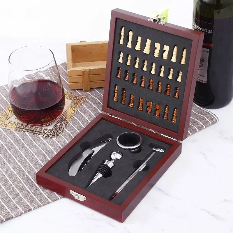 Set sah si accesorii vin Checkmate