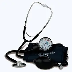Tensiometru aneroid cu stetoscop Fora P91 trusă – Bioexpert