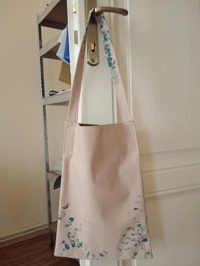 Tote bag