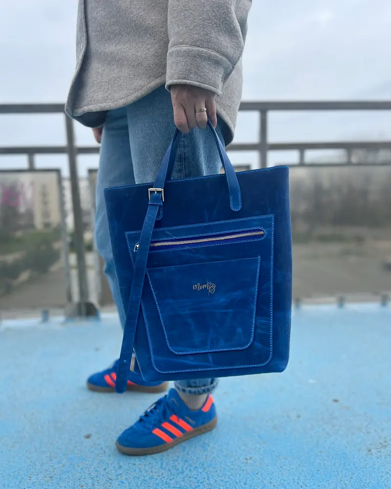 Tote Laura