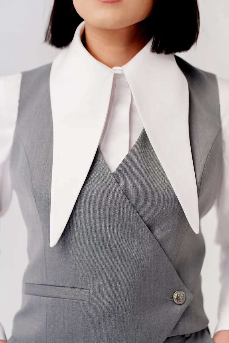 Vesta Grey