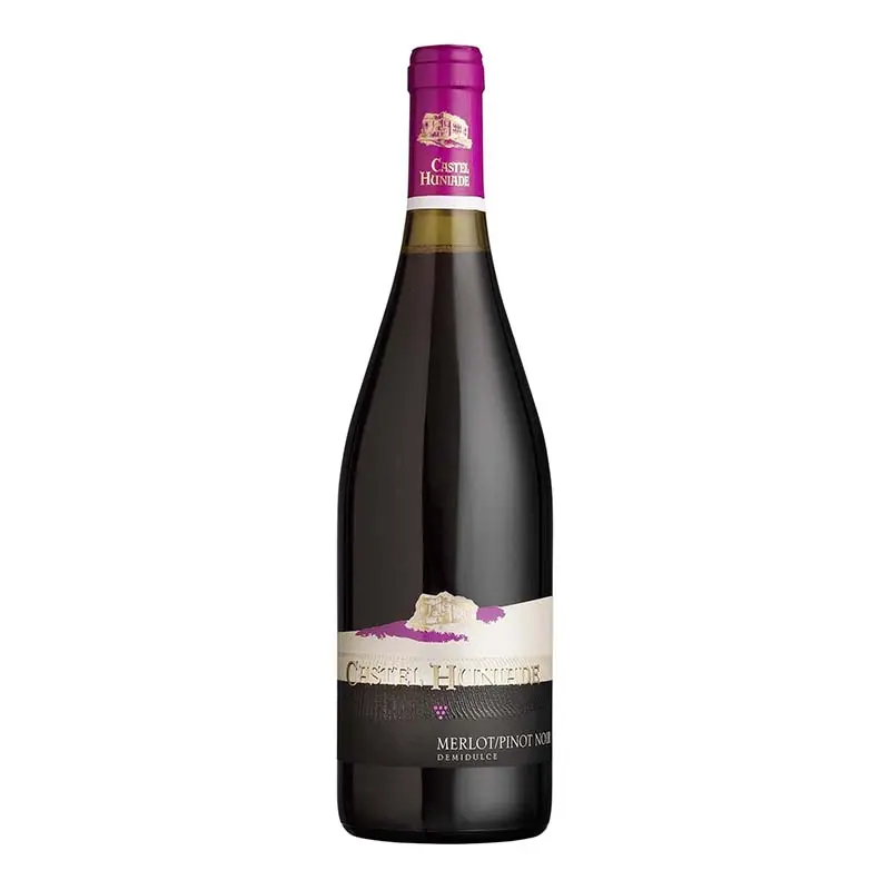 Vin Rosu Recas Castel Huniade Merlot/Pinot Noir Demidulce 0.75L