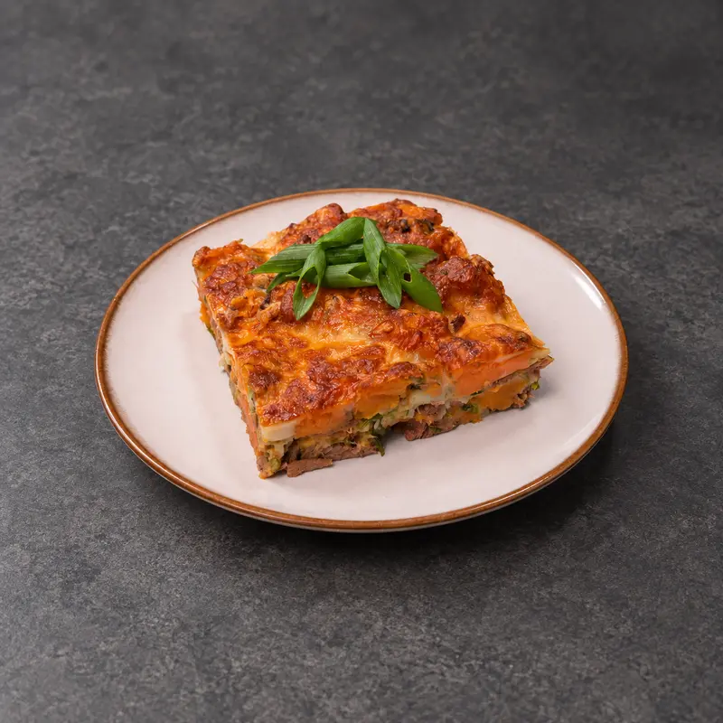 Vițel gratinat cu cartof dulce
